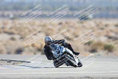 media/Dec-07-2025-CVMA (Sun) [[3e7d2de5dc]]/Race 12- Formula 40 MW and LW/